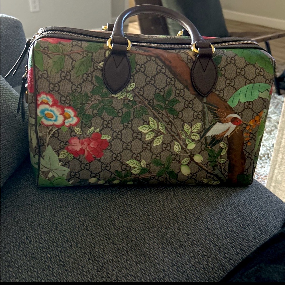 Gucci VESTIAIRE COLLECTION.